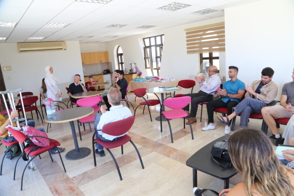 مركز تعليم اللغة العربية للأجانب يحتفل بتخريج طلبة الفصل الصيفي
